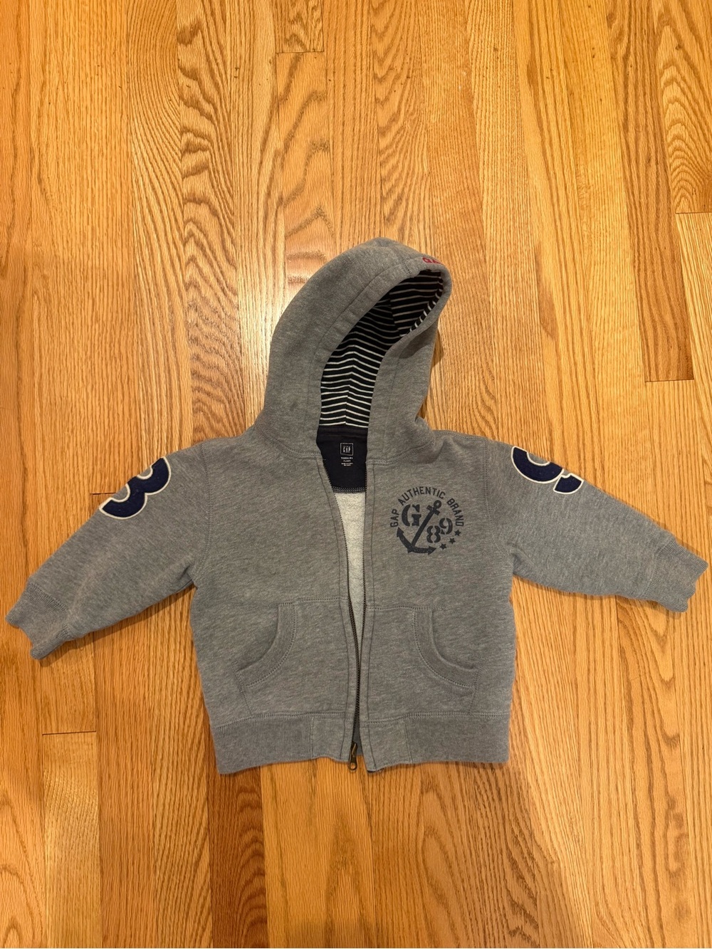 GAP Kids Gray Zip Front Hoodie with Navy Accents Sz 2T